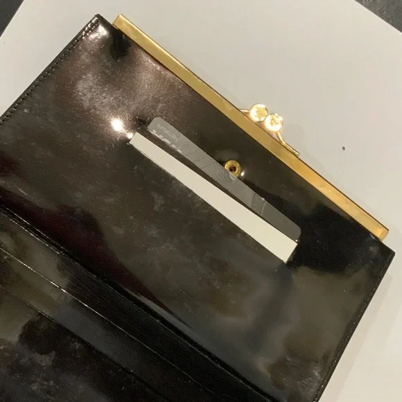 Versace Black and Gold Women's Wallet - Picture 8 of 11